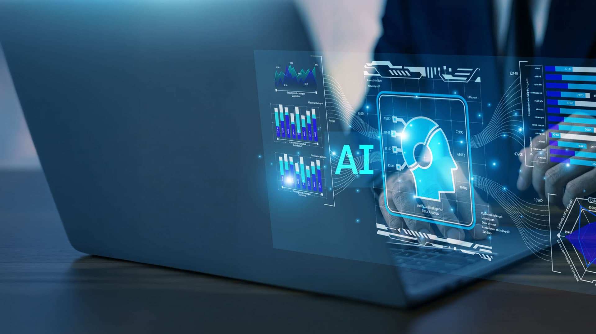 IT-Studie zu künstlicher Intelligenz: Laptop mit digitalen Diagrammen und KI-Symbol