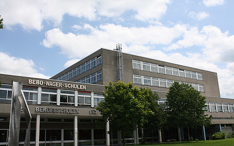 Berufsschule 1 BeboWagerSchule ｜ baramundi